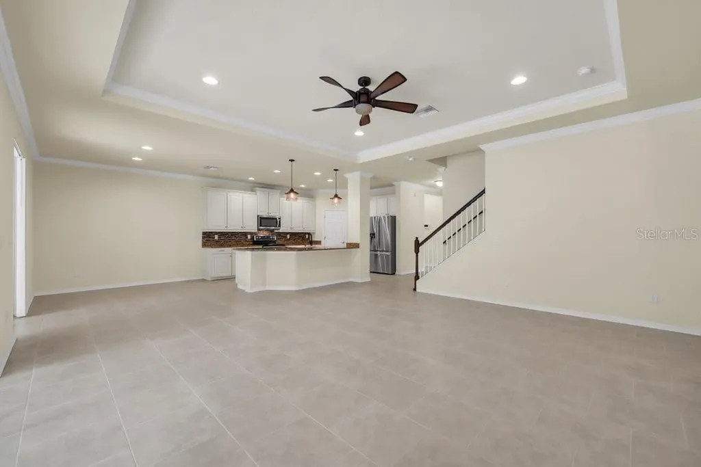 11209 Coventry Grove Circle Lithia FL 33547