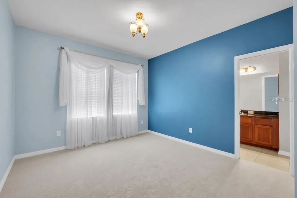 11209 Coventry Grove Circle Lithia FL 33547