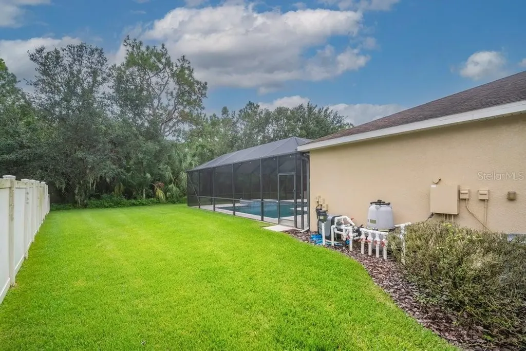 11209 Coventry Grove Circle Lithia FL 33547