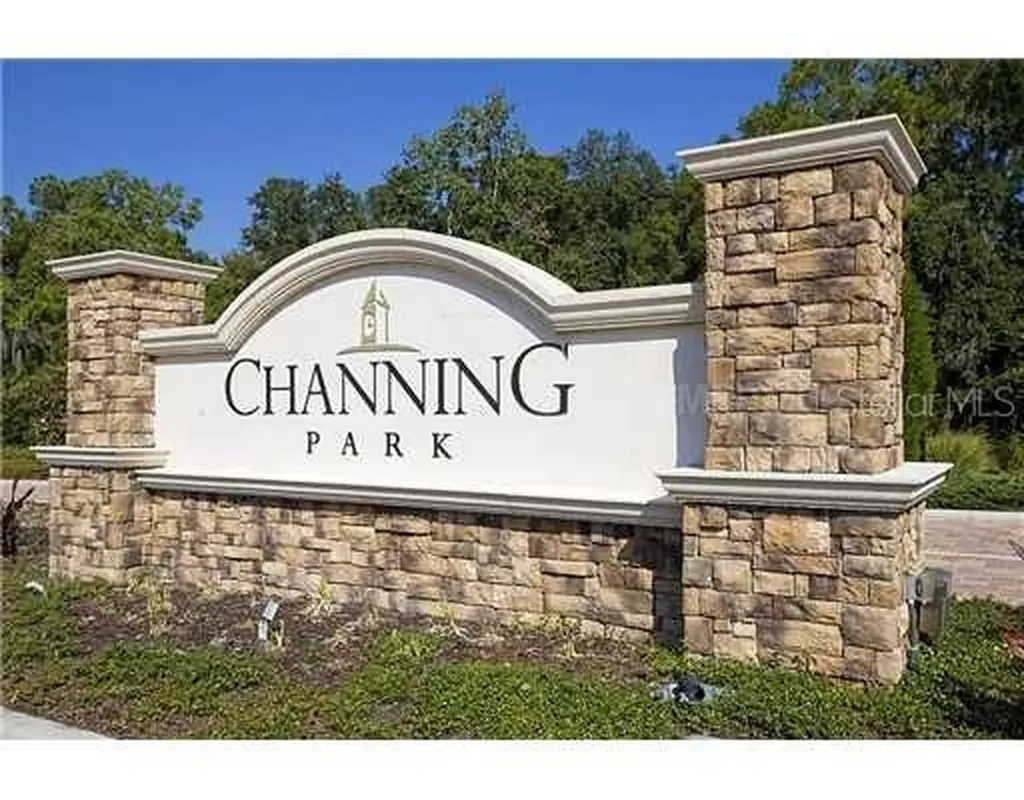 11209 Coventry Grove Circle Lithia FL 33547
