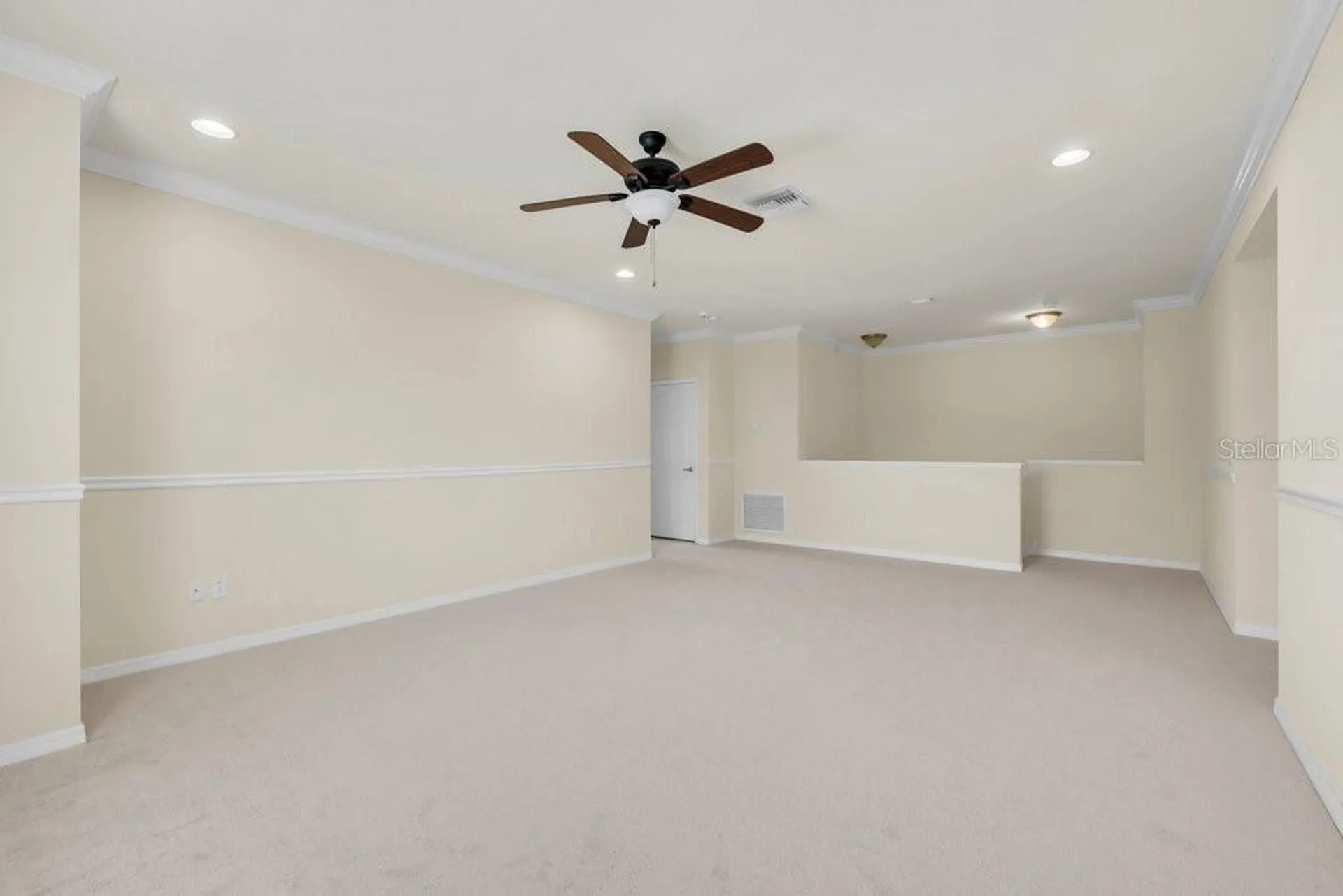 11209 Coventry Grove Circle Lithia FL 33547