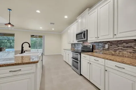 11209 Coventry Grove Circle Lithia FL 33547