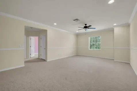 11209 Coventry Grove Circle Lithia FL 33547