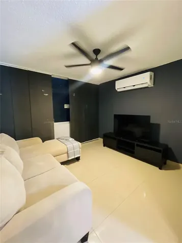 CV2R+3G8 Luis Vigoreaux Avenue Guaynabo PR 00966