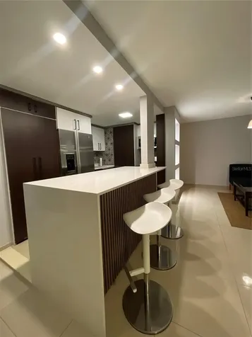 CV2R+3G8 Luis Vigoreaux Avenue Guaynabo PR 00966