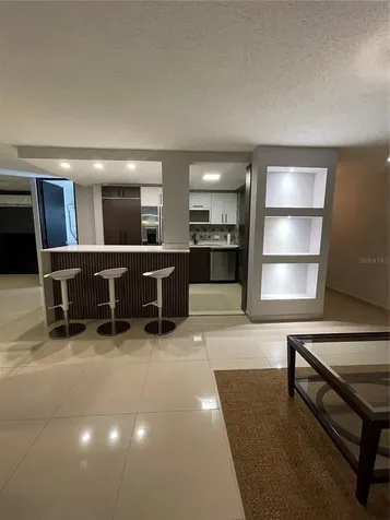 CV2R+3G8 Luis Vigoreaux Avenue Guaynabo PR 00966
