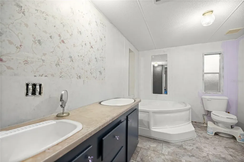 17545 NE 39th Court Citra FL 32113
