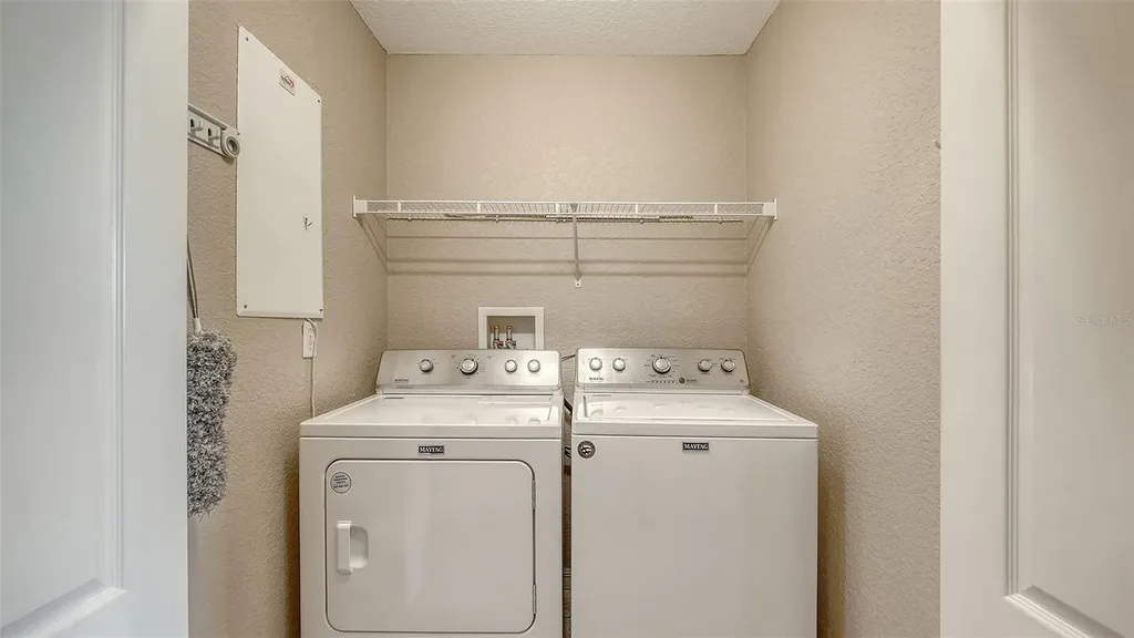 811 Fairwaycove Lane Bradenton FL 34212