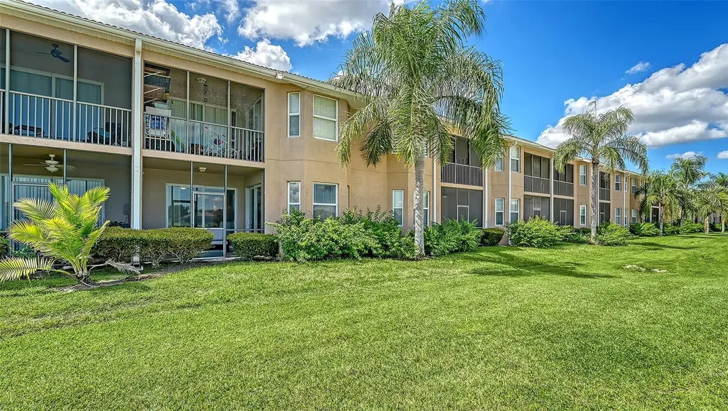 811 Fairwaycove Lane Bradenton FL 34212