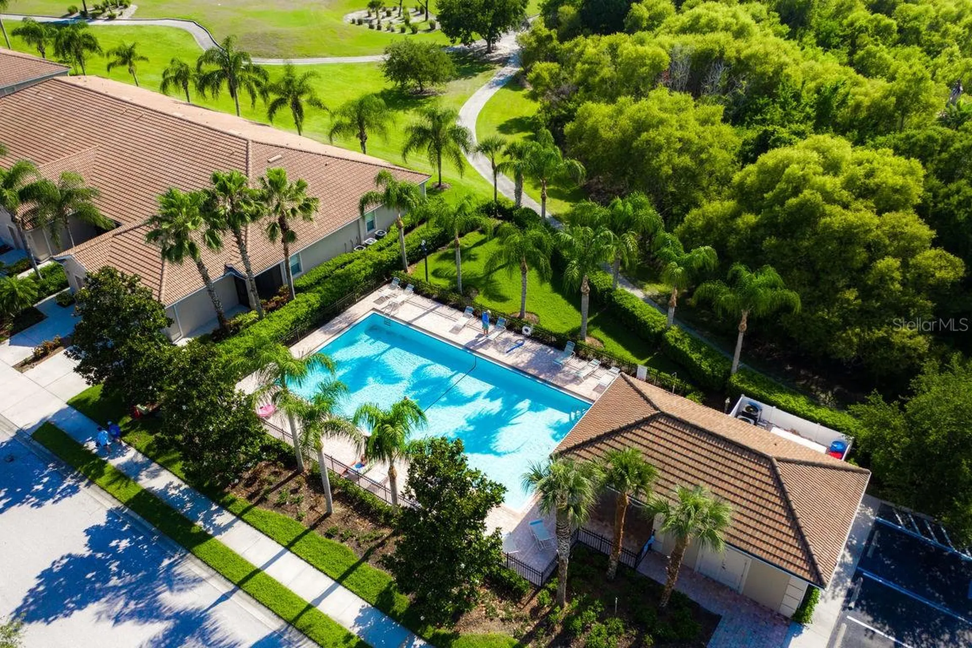811 Fairwaycove Lane Bradenton FL 34212