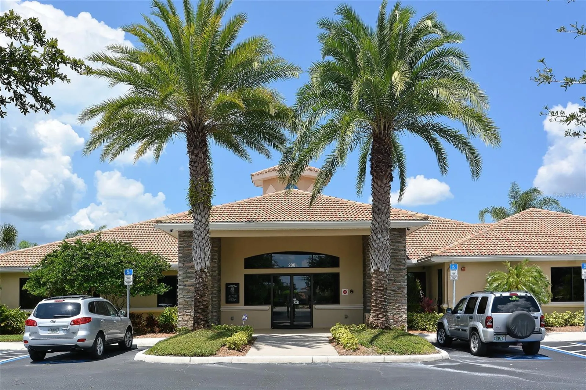 811 Fairwaycove Lane Bradenton FL 34212