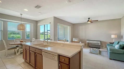 811 Fairwaycove Lane Bradenton FL 34212