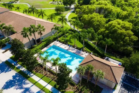 811 Fairwaycove Lane Bradenton FL 34212