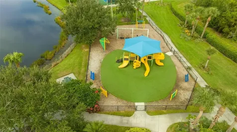 811 Fairwaycove Lane Bradenton FL 34212