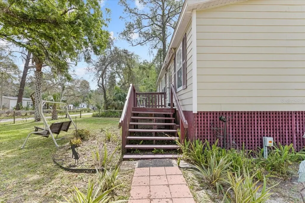 4356 NW 152nd Court Chiefland FL 32626