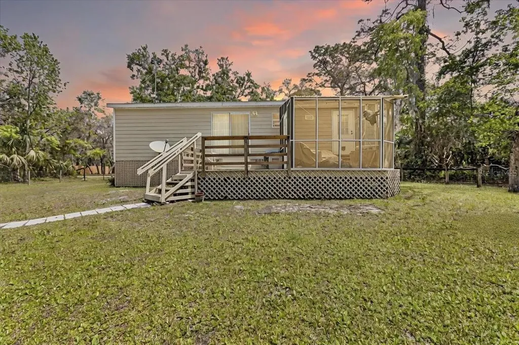 4356 NW 152nd Court Chiefland FL 32626