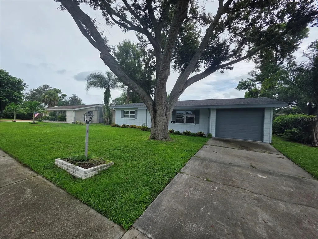 4461 Maceachen Boulevard Sarasota FL 34233