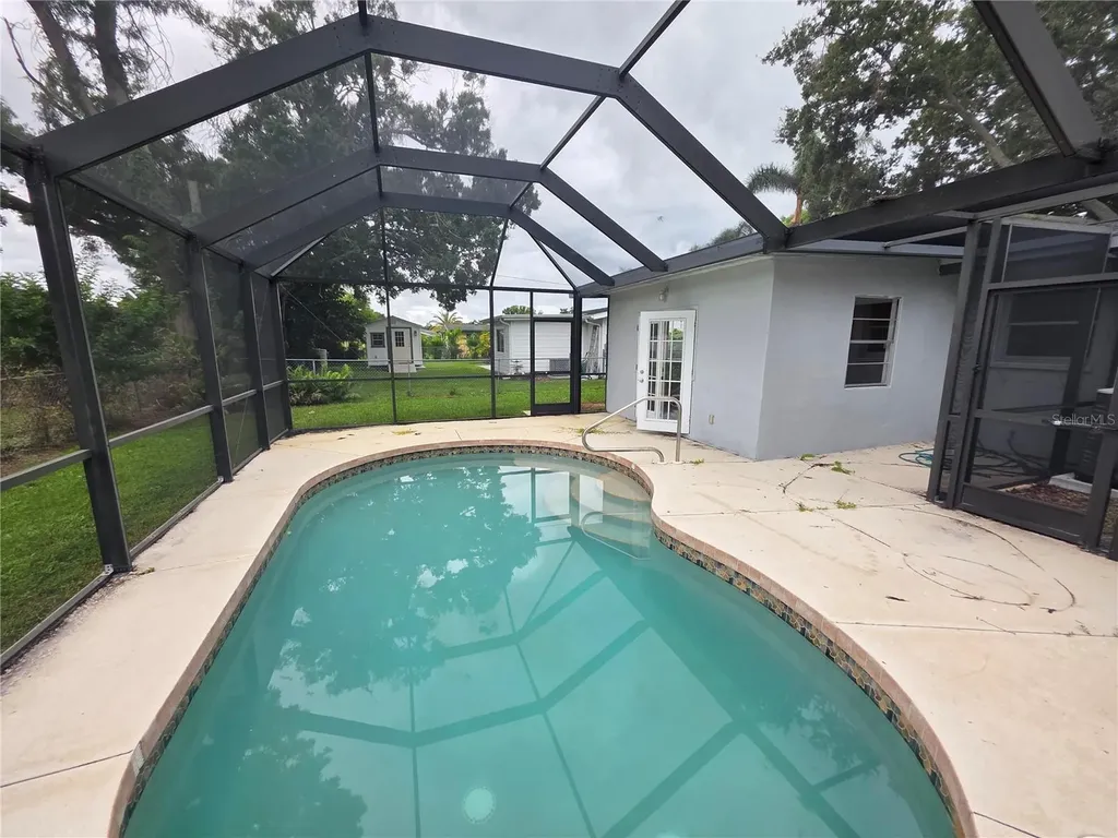 4461 Maceachen Boulevard Sarasota FL 34233