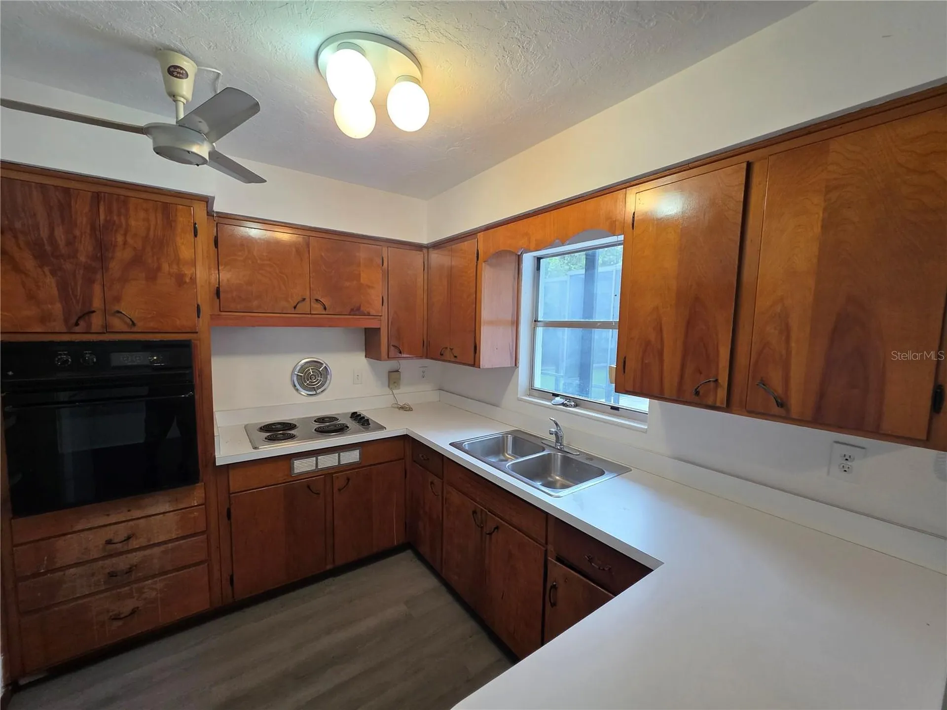 4461 Maceachen Boulevard Sarasota FL 34233
