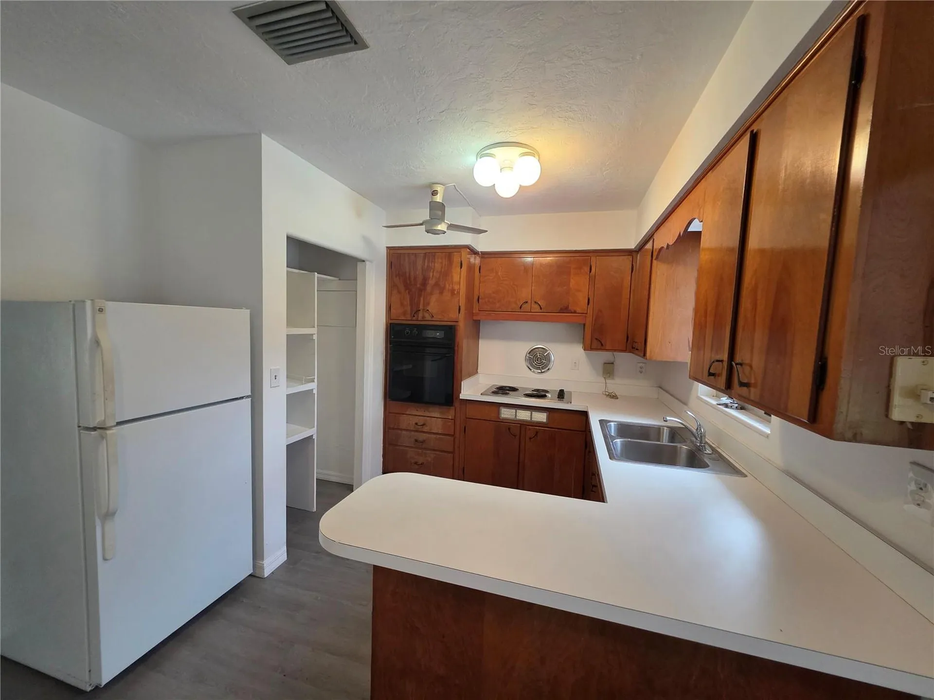 4461 Maceachen Boulevard Sarasota FL 34233