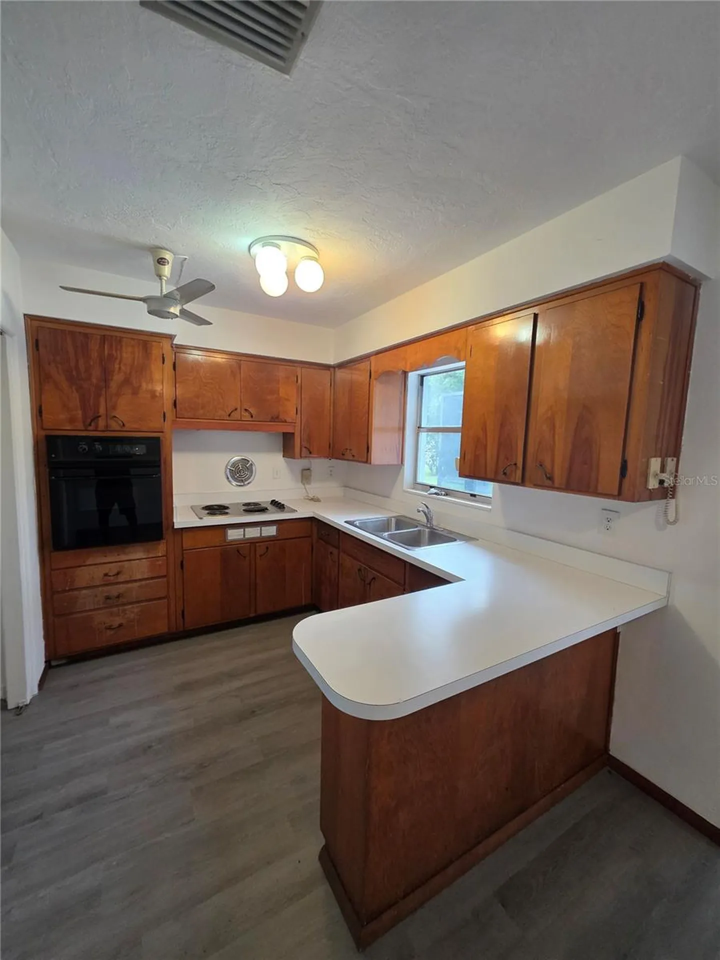 4461 Maceachen Boulevard Sarasota FL 34233