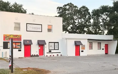 1709 18th Avenue S St Petersburg FL 33712