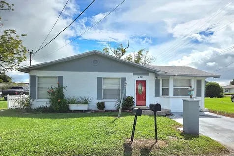 208 SW 3rd Avenue Mulberry FL 33860