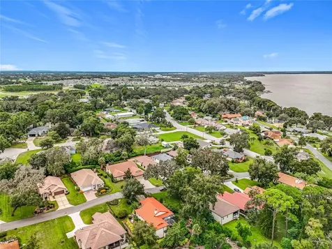 8 Forest Lane Eustis FL 32726