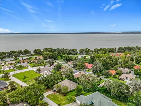 8 Forest Lane Eustis FL 32726