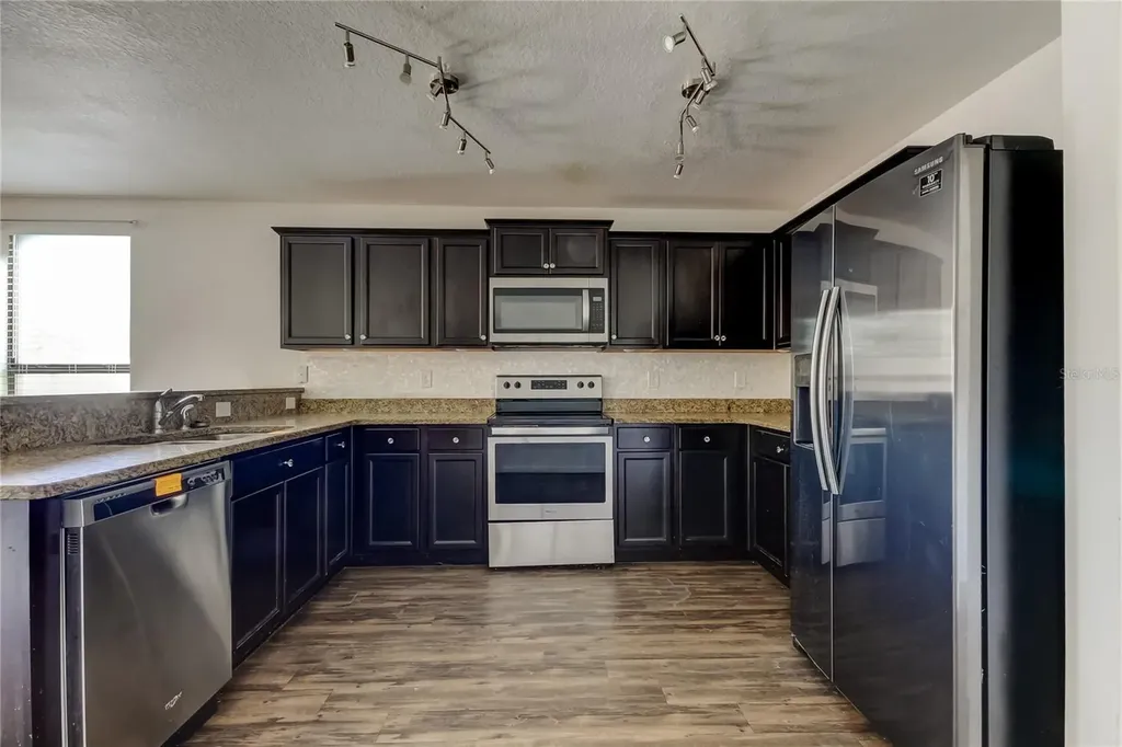 1739 Chatham Green Circle Ruskin FL 33570