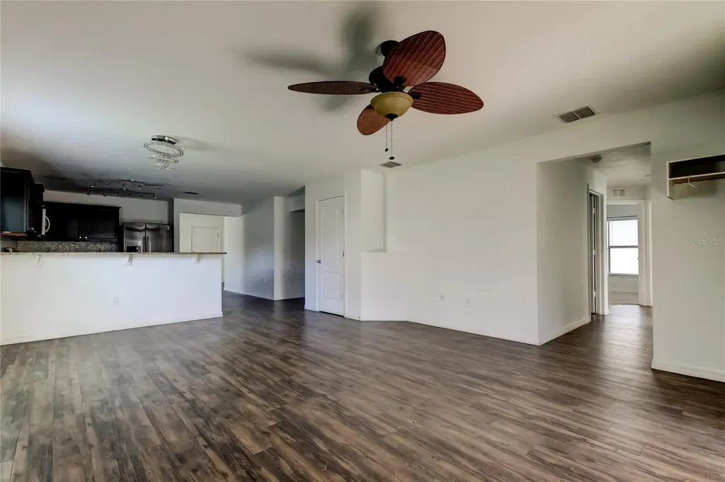 1739 Chatham Green Circle Ruskin FL 33570