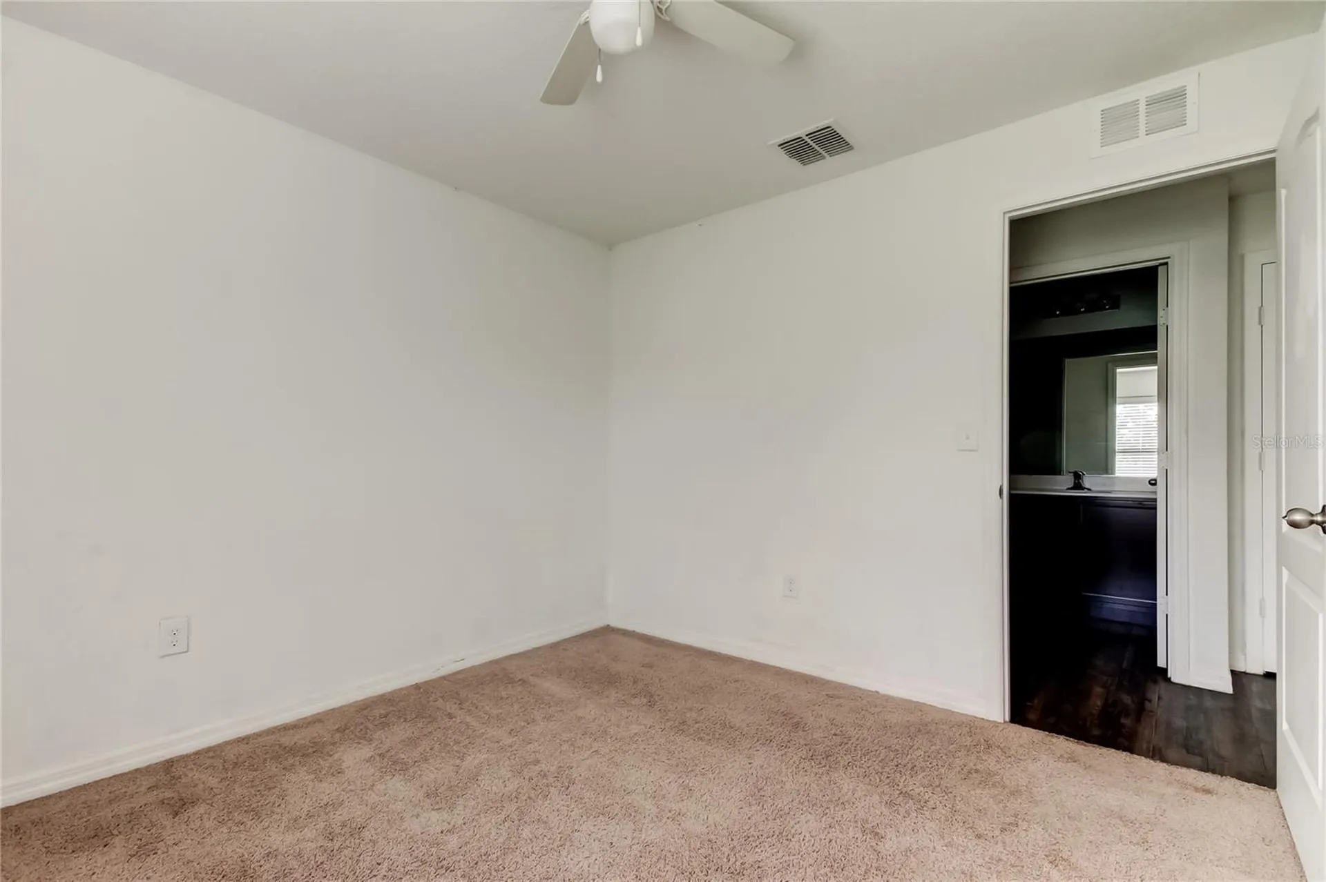 1739 Chatham Green Circle Ruskin FL 33570