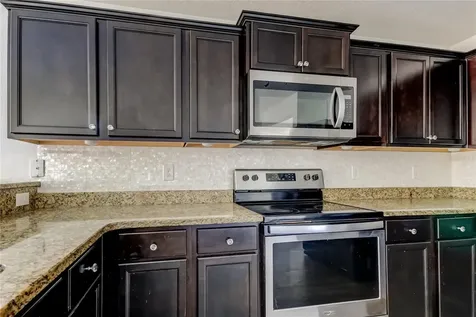 1739 Chatham Green Circle Ruskin FL 33570