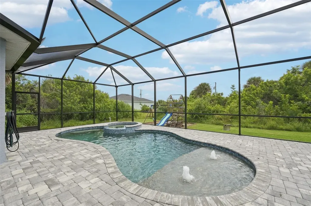 152 Spring Drive Rotonda West FL 33947