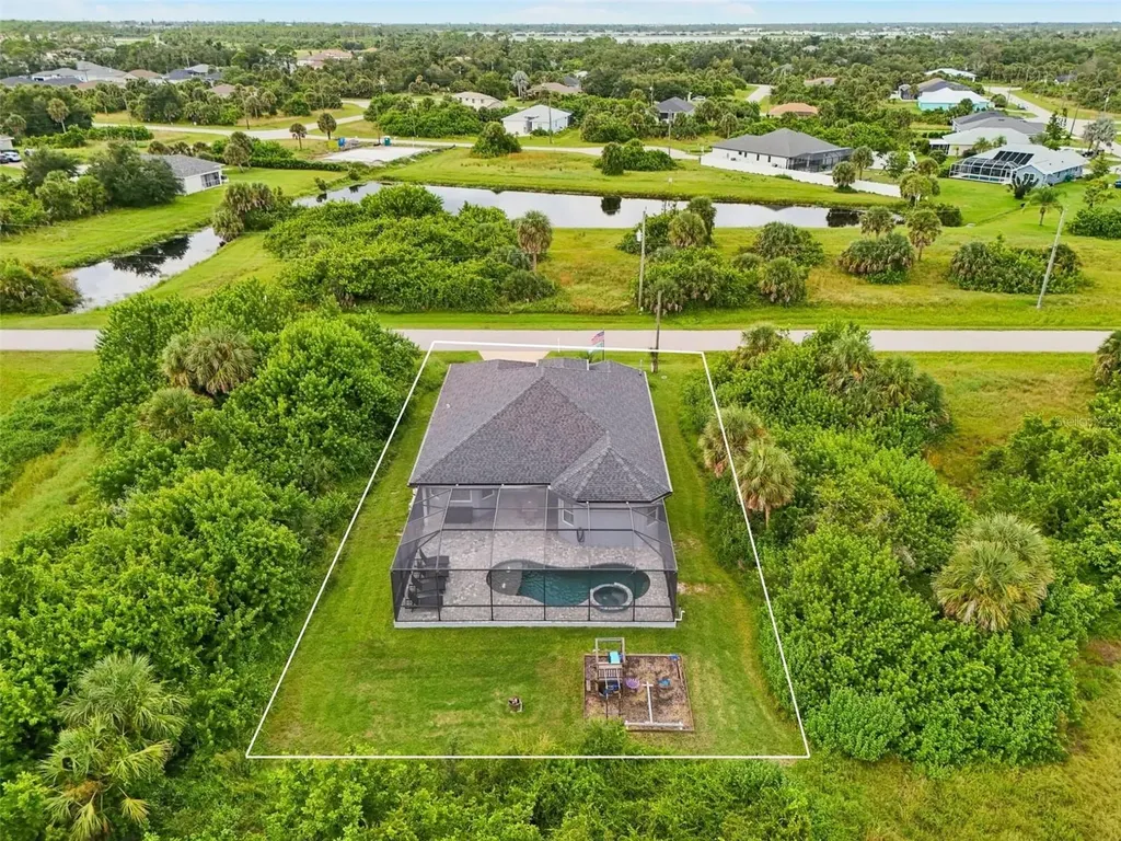 152 Spring Drive Rotonda West FL 33947