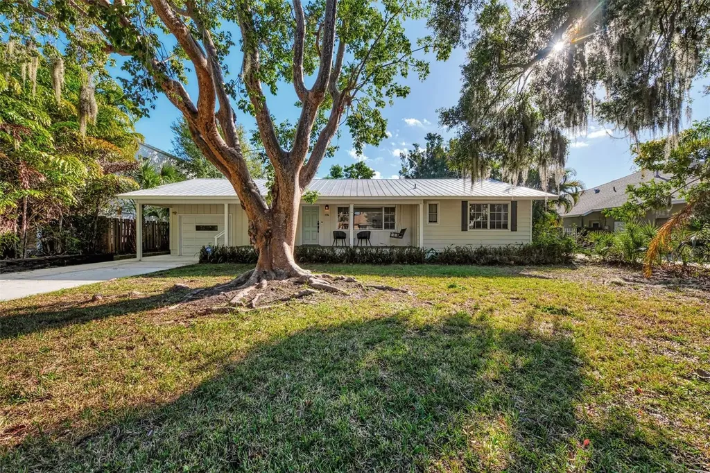 1726 Floyd Street Sarasota FL 34239
