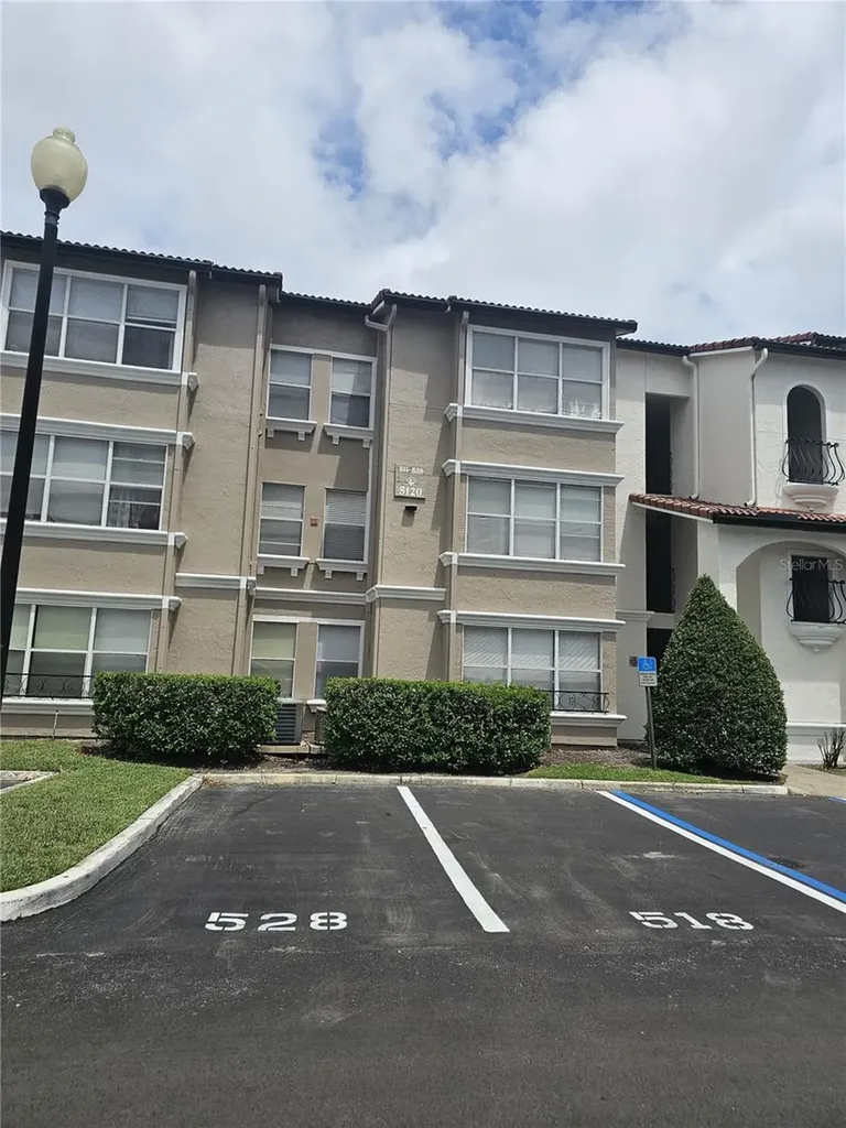 5132 Conroy Road Orlando FL 32811