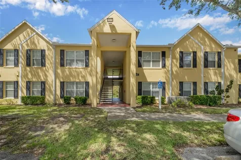 2041 Dixie Belle Drive Orlando FL 32812