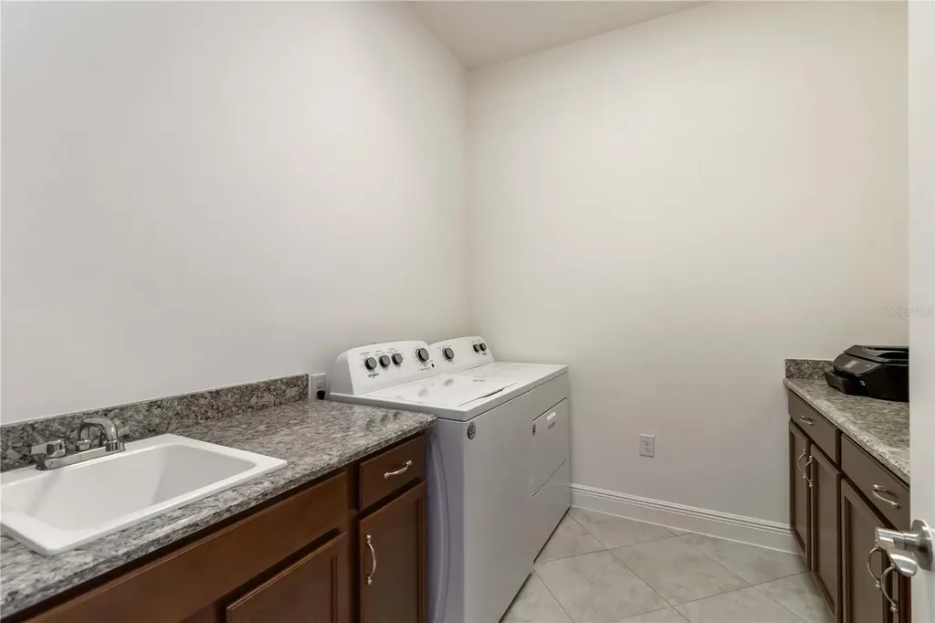 2585 Yellow Brick Road St Cloud FL 34772