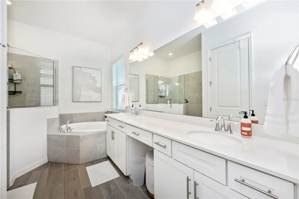17662 Santorini Court Venice FL 34293