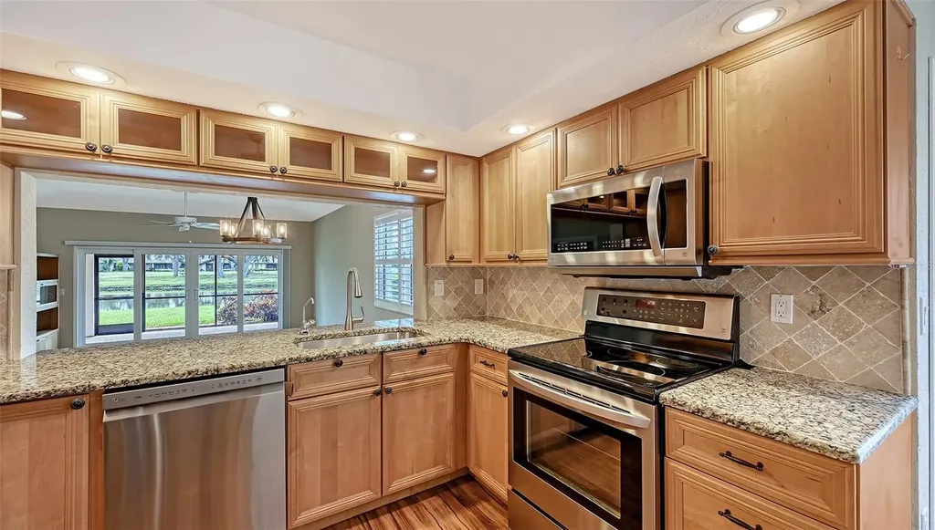7340 Golf Pointe Circle Sarasota FL 34243