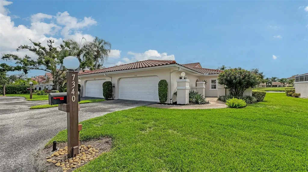 7340 Golf Pointe Circle Sarasota FL 34243