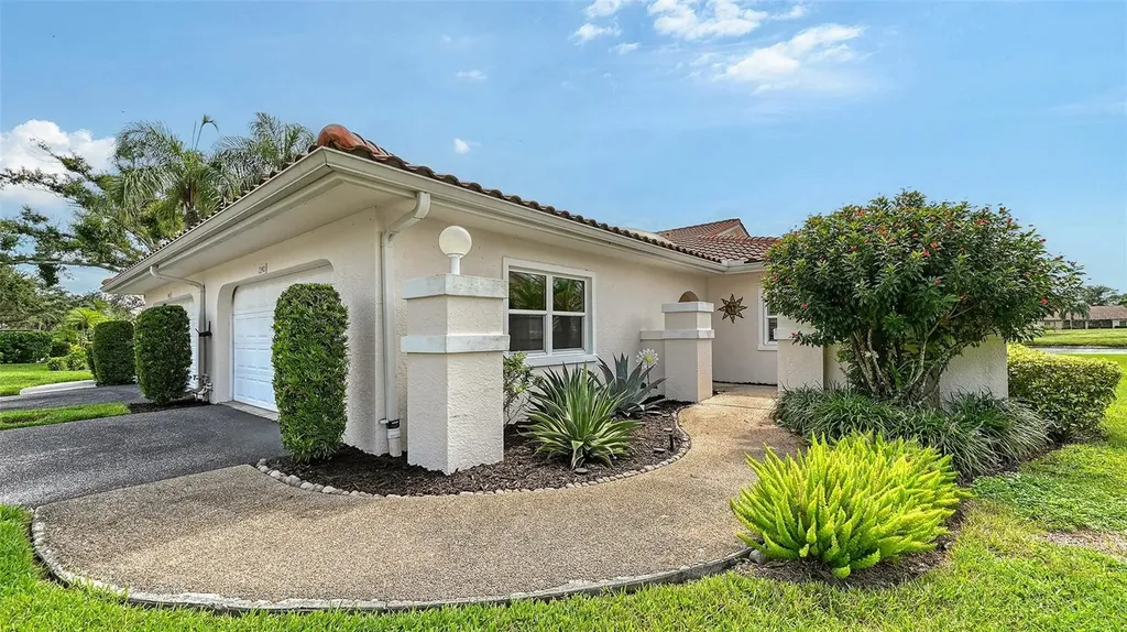 7340 Golf Pointe Circle Sarasota FL 34243