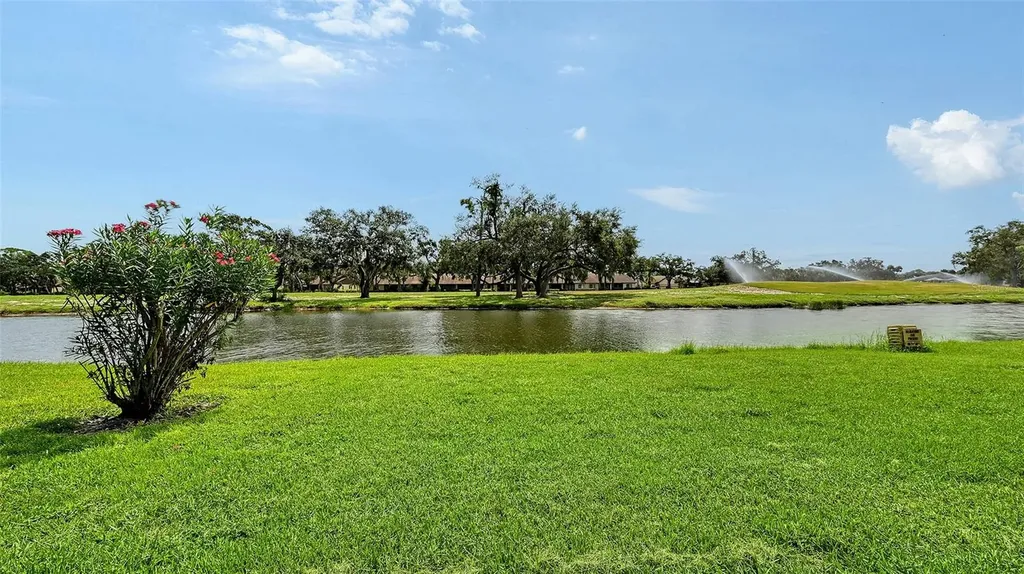 7340 Golf Pointe Circle Sarasota FL 34243
