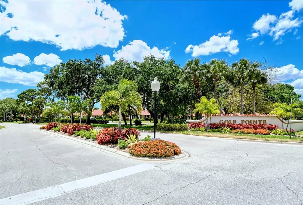7340 Golf Pointe Circle Sarasota FL 34243