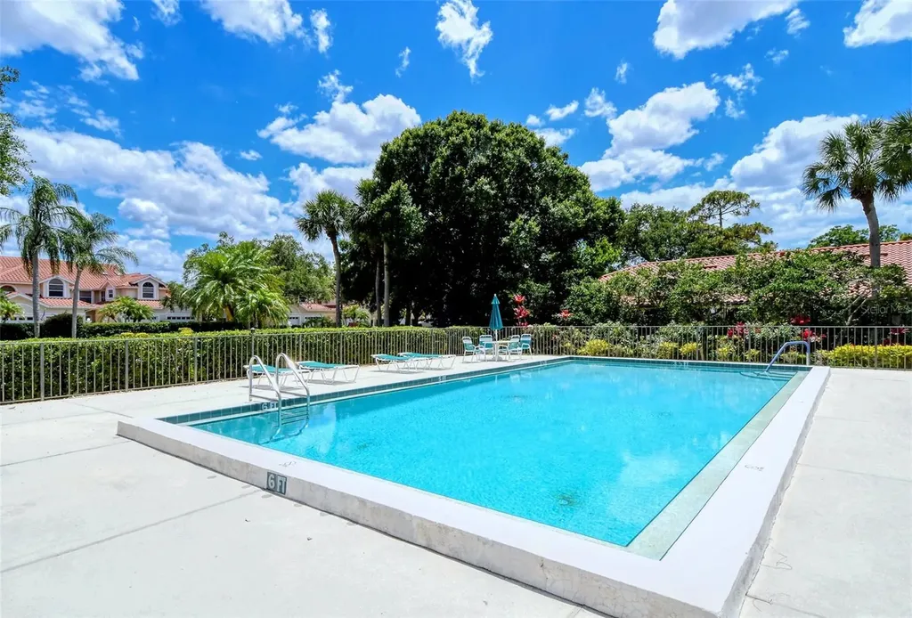 7340 Golf Pointe Circle Sarasota FL 34243