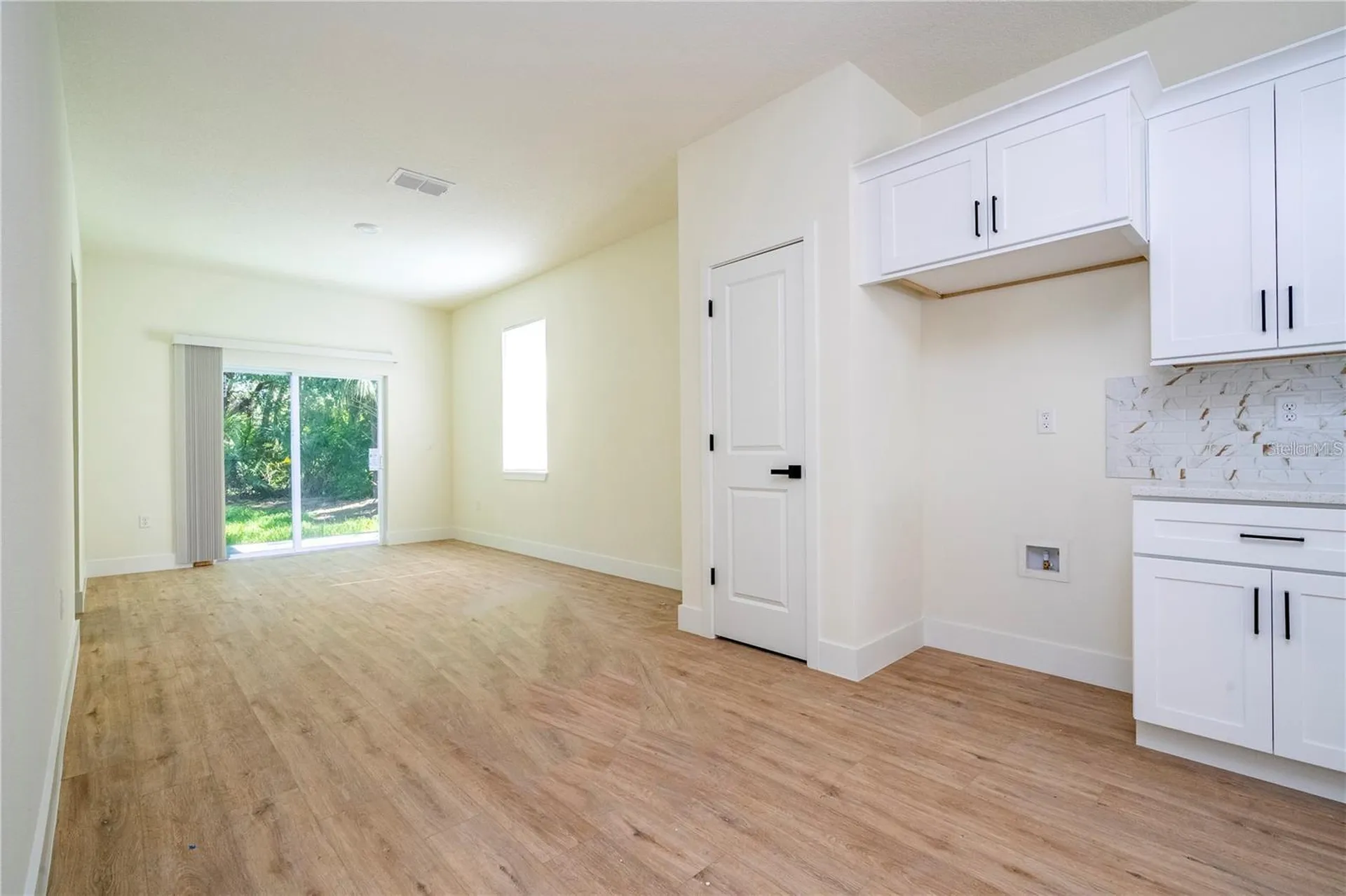 25 W 7th Street Apopka FL 32703