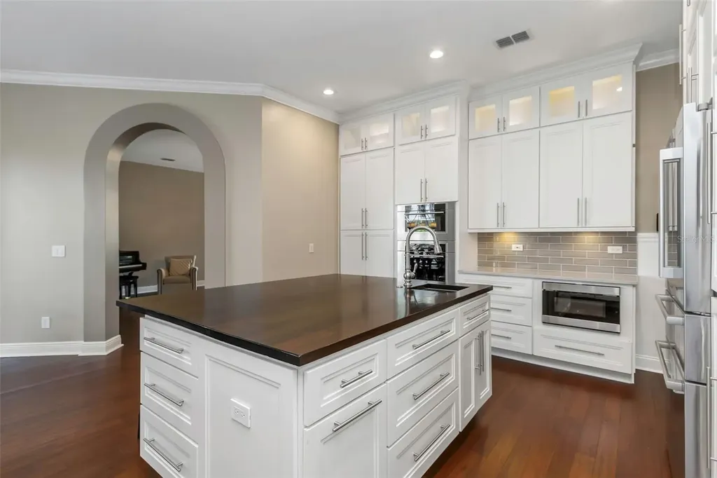 1402 Wyndham Lakes Drive Odessa FL 33556