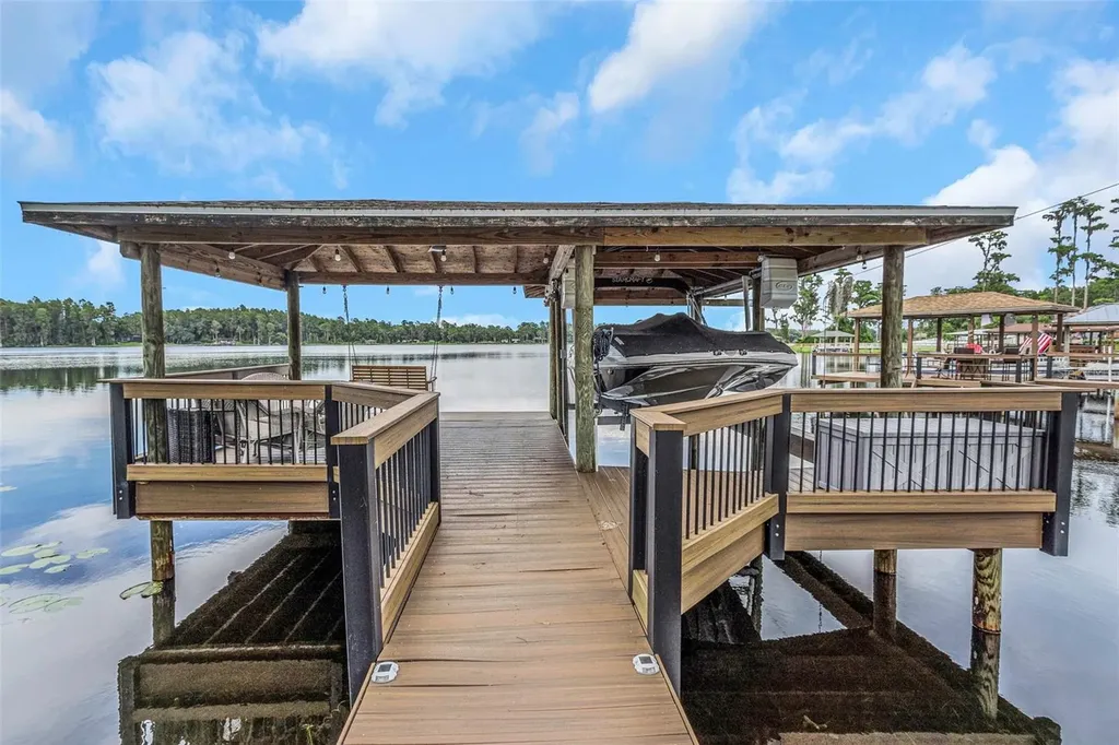 1402 Wyndham Lakes Drive Odessa FL 33556