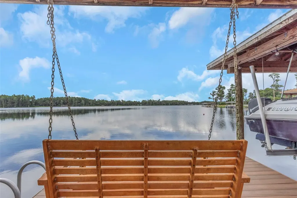 1402 Wyndham Lakes Drive Odessa FL 33556